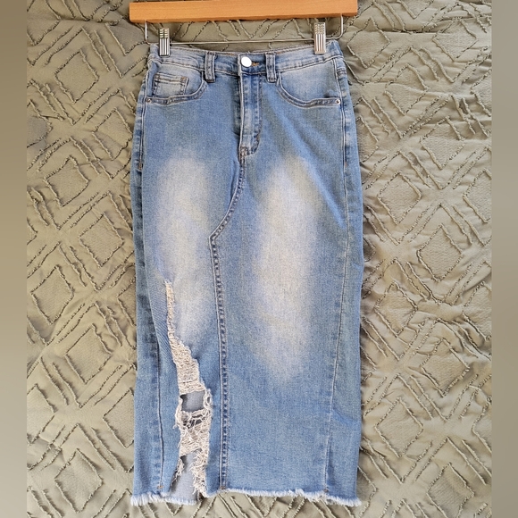 Shein, denim distressed skirt- xsmall - Picture 1 of 3